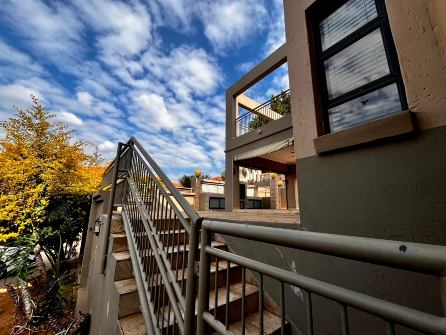 To Let 3 Bedroom Property for Rent in Cashan North West